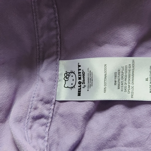 Sanrio Hello Kitty Lavender Shirt - Picture 2 of 4